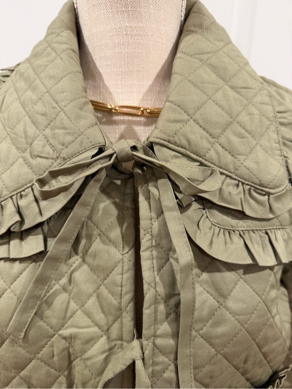 Avec Les Filles Quilted Ruffle Tie-Front Puffer Jacket - Olive